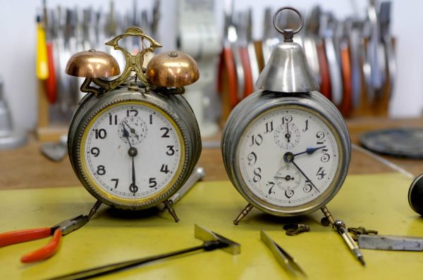 Jonas Häring Uhrmacher Wecker