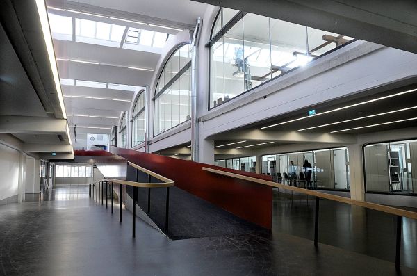 Mössingen Pausa Tonnenhalle Durchbruch