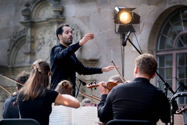 Konzert open air Dirigent