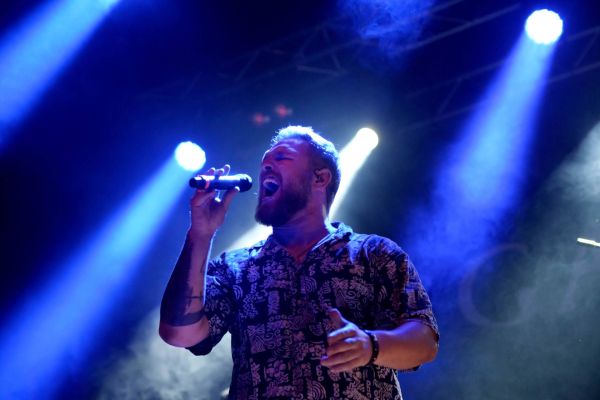 The Gardener and the Tree Sänger