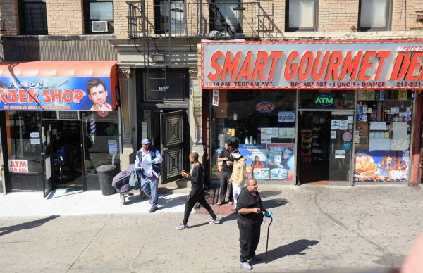 New York Strasse Street Läden