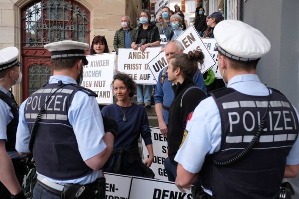Querdenker Demonstration Tübingen Reden