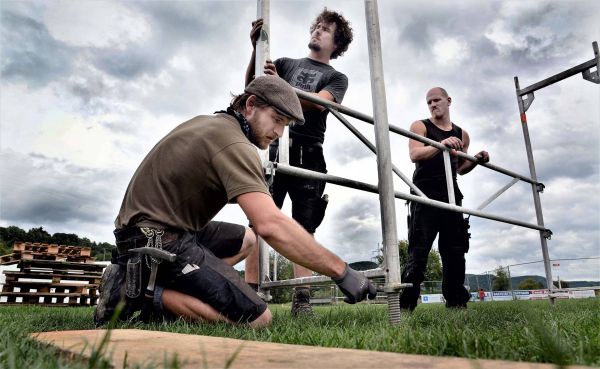 Roadies Aufbau Festival