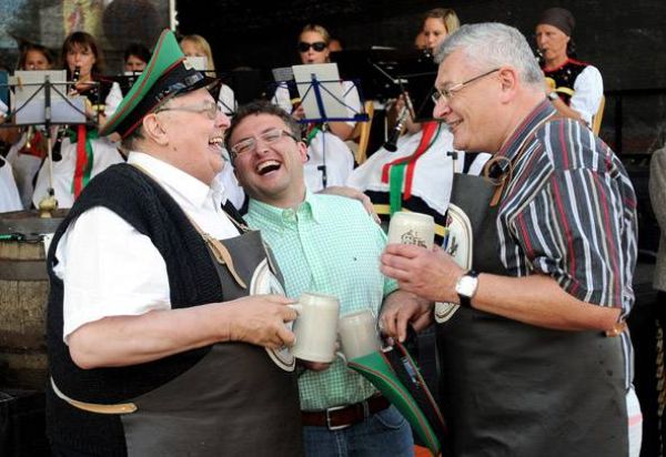 Stadtfest Mössingen Fassanstich