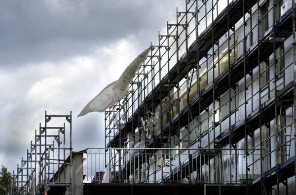 Baugerüst Wind Wolken