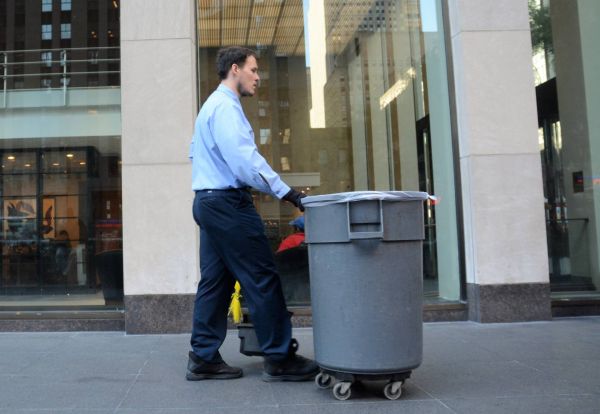 New York Strasse Street Rollkübel