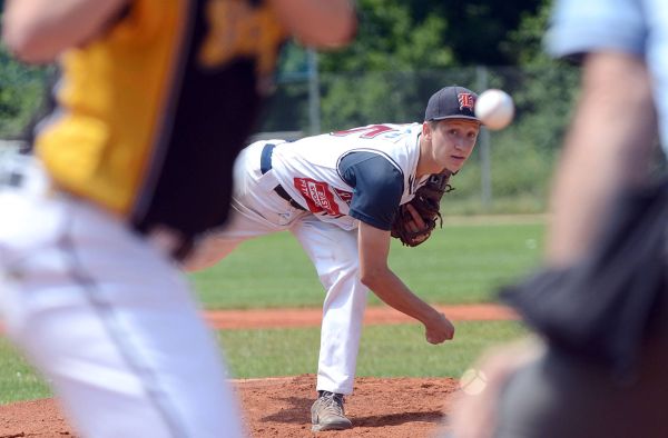 Baseball Pitcher Flug